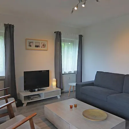 Apartment Ferienwohnung 9 *
